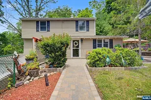 102 Belleview Ave, Butler, NJ 07405 - Photo 1