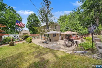 102 Belleview Avenue, Butler, NJ 07405 - Photo 22