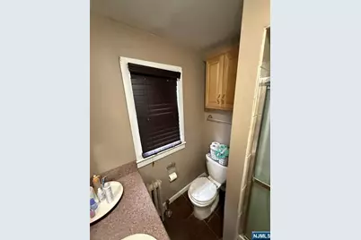 92 William Place, Totowa, NJ 07512 - Photo 6