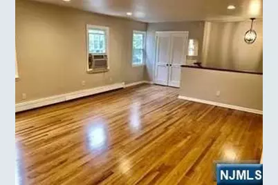 81 Prospect Street 2 #2, Paramus, NJ 07652 - Photo 2