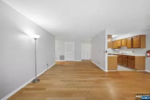 70 Harristown Road 1, Fair Lawn, NJ 07410 - Photo 8