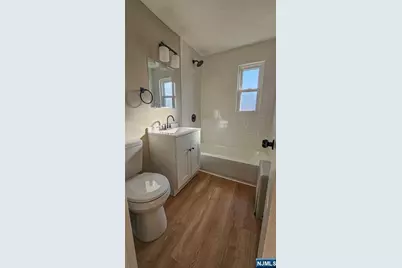 64 Hastings B #B, Rutherford, NJ 07070 - Photo 12
