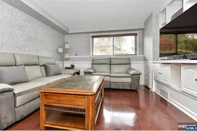 380 Shea Drive, New Milford, NJ 07646 - Photo 16