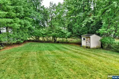 380 Shea Drive, New Milford, NJ 07646 - Photo 26