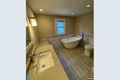 793 Jersey Place, Paramus, NJ 07653 - Photo 14