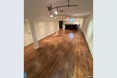 793 Jersey Place, Paramus, NJ 07653 - Photo 22