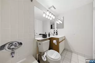 609 Mark Twain Way, Mahwah, NJ 07430 - Photo 20