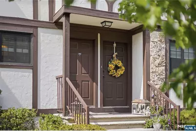 609 Mark Twain Way, Mahwah, NJ 07430 - Photo 1