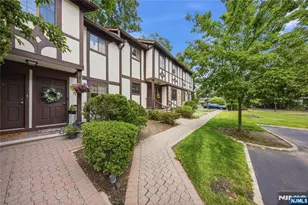 609 Mark Twain Way, Mahwah, NJ 07430 - Photo 42