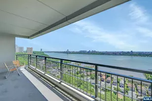 1 Horizon Road 1220, Fort Lee, NJ 07024 - Photo 22