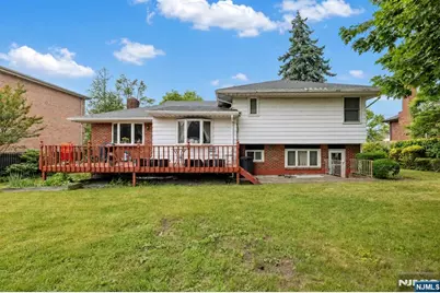 545 Summit Street, Englewood Cliffs, NJ 07632 - Photo 18