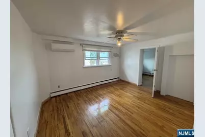125 Princeton Place 1 #1, Palisades Park, NJ 07650 - Photo 18