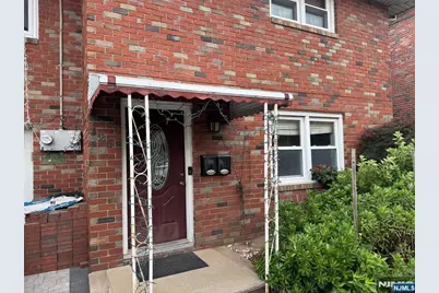 125 Princeton Place 1 #1, Palisades Park, NJ 07650 - Photo 1