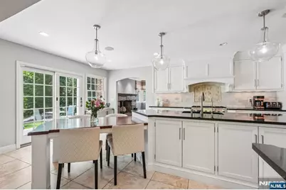 650 Fairview Place, Wyckoff Township, NJ 07481 - Photo 12