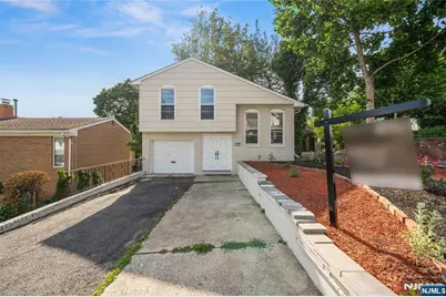 11 Hampton Place, Nutley, NJ 07110 - Photo 1