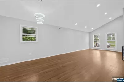 11 Hampton Place, Nutley, NJ 07110 - Photo 24