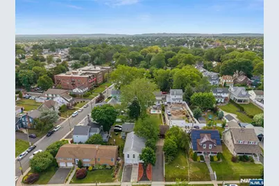 11 Hampton Place, Nutley, NJ 07110 - Photo 8