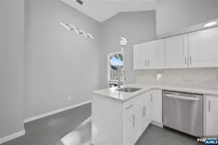 11 Hampton Pl, Nutley, NJ 07110 - Photo 28