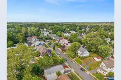 11 Hampton Place, Nutley, NJ 07110 - Photo 14