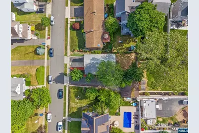 11 Hampton Place, Nutley, NJ 07110 - Photo 4
