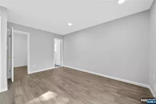 11 Hampton Pl, Nutley, NJ 07110 - Photo 28