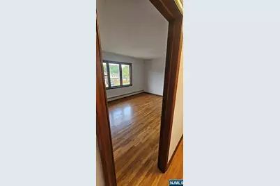 212 Falmouth Avenue 2 #2, Elmwood Park, NJ 07407 - Photo 6
