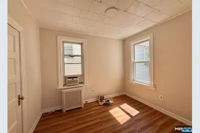 308 Davis Avenue Apt2 #APT2, Harrison, NJ 07029 - Photo 10