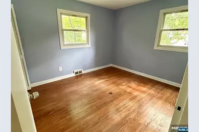 1398 River Road, Teaneck Township, NJ 07666 - Photo 10