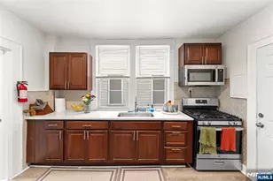 92 S Devine St, Newark, NJ 07106 - Photo 2