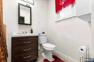 92 S Devine St, Newark, NJ 07106 - Photo 14