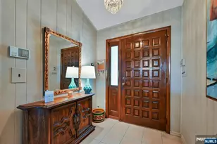 86 Willowbrook Ct, Paramus, NJ 07652 - Photo 4