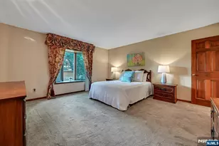 86 Willowbrook Ct, Paramus, NJ 07652 - Photo 22