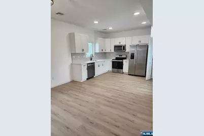 69 Union Avenue 2 #2, North Arlington, NJ 07031 - Photo 2