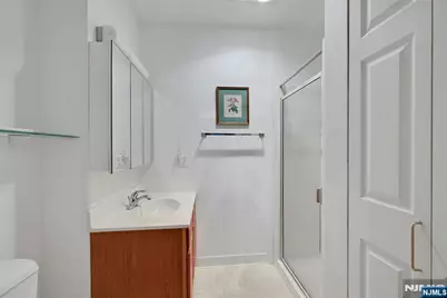 189 Forest Avenue 219 #219, Paramus, NJ 07652 - Photo 10