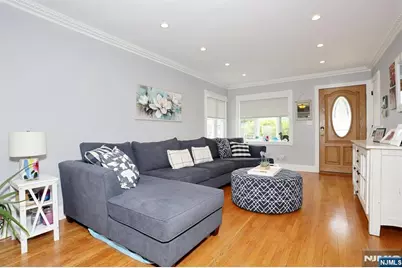 117 Roxbury Road, Dumont, NJ 07628 - Photo 6