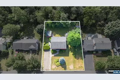 354 Terhune Avenue, Paramus, NJ 07652 - Photo 1