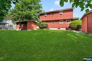 354 Terhune Ave, Paramus, NJ 07652 - Photo 30