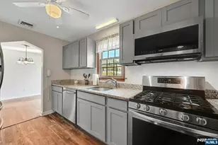 71 View St, Bergenfield, NJ 07621 - Photo 6