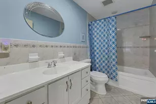 71 View St, Bergenfield, NJ 07621 - Photo 22