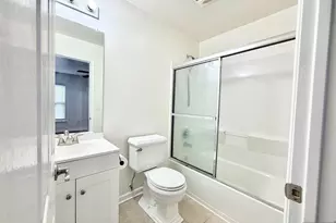 200 Dey Street 247, Harrison, NJ 07029 - Photo 12