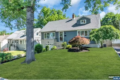 10 Bryn Mawr Road, West Orange Township, NJ 07052 - Photo 1