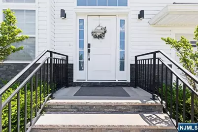 28 Lamb Court, Norwood, NJ 07648 - Photo 2