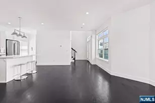 28 Lamb Ct, Norwood, NJ 07648 - Photo 8