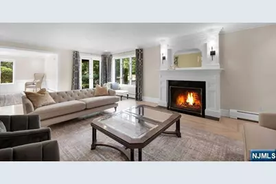 739 Shoshone Trail, Franklin Lakes, NJ 07417 - Photo 6
