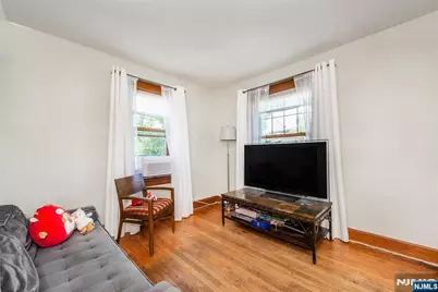 151 Luddington Avenue, Clifton, NJ 07011 - Photo 4