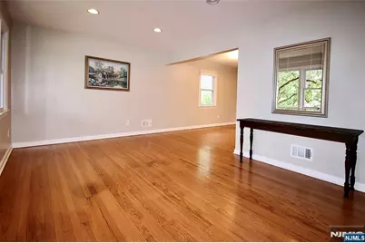 73 Oneida Avenue, Oakland, NJ 07436 - Photo 4
