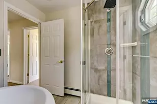 5 Reaville Ct, Parsippany, NJ 07054 - Photo 30