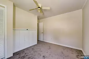 5 Reaville Ct, Parsippany, NJ 07054 - Photo 18