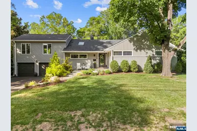 116 Saddlewood Drive, Hillsdale, NJ 07642 - Photo 4