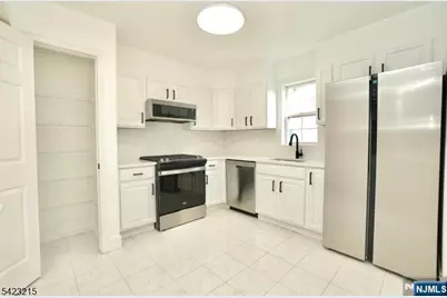 330 Winthrop Drive, Nutley, NJ 07110 - Photo 14